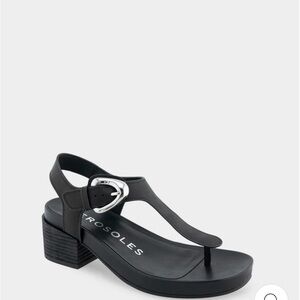 AEROSOLES Black California Sandals with Silver Accent